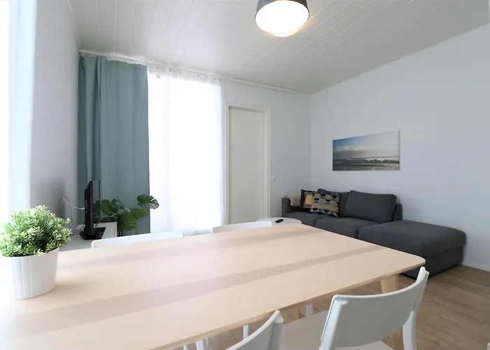 公寓 Forenom Serviced Kirkkonummi *